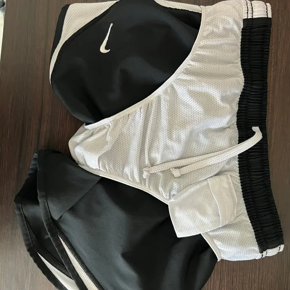 Nike Dri-FIT Running Shorts Black White Lined Women’s Small - Picture 10 of 12